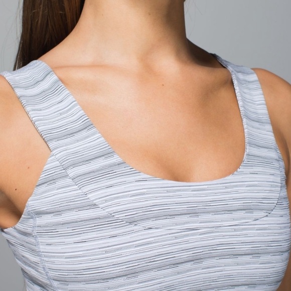 Lululemon Scoop Neck Low Back Mini Cyber Stripe White Silver Fox Tank 10 - Picture 13 of 16